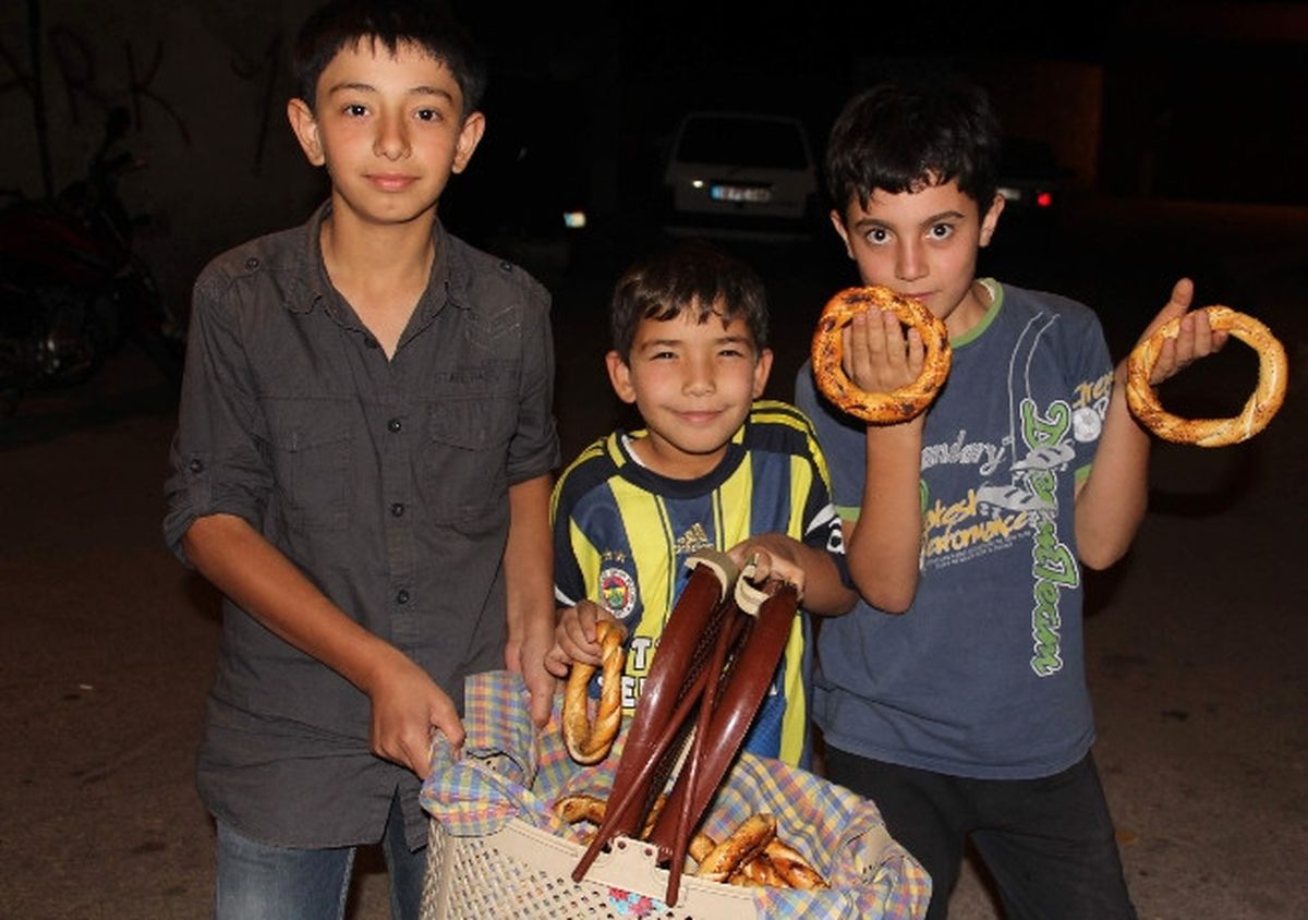 Ramazan\'ın \'Simitçi Çocukları\'
