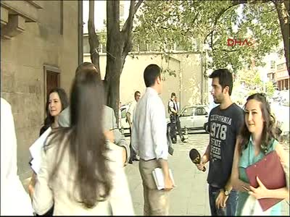 Atilla Kart: Anayasa Çalışmalarının Şeffaf Olması Kanısındayız