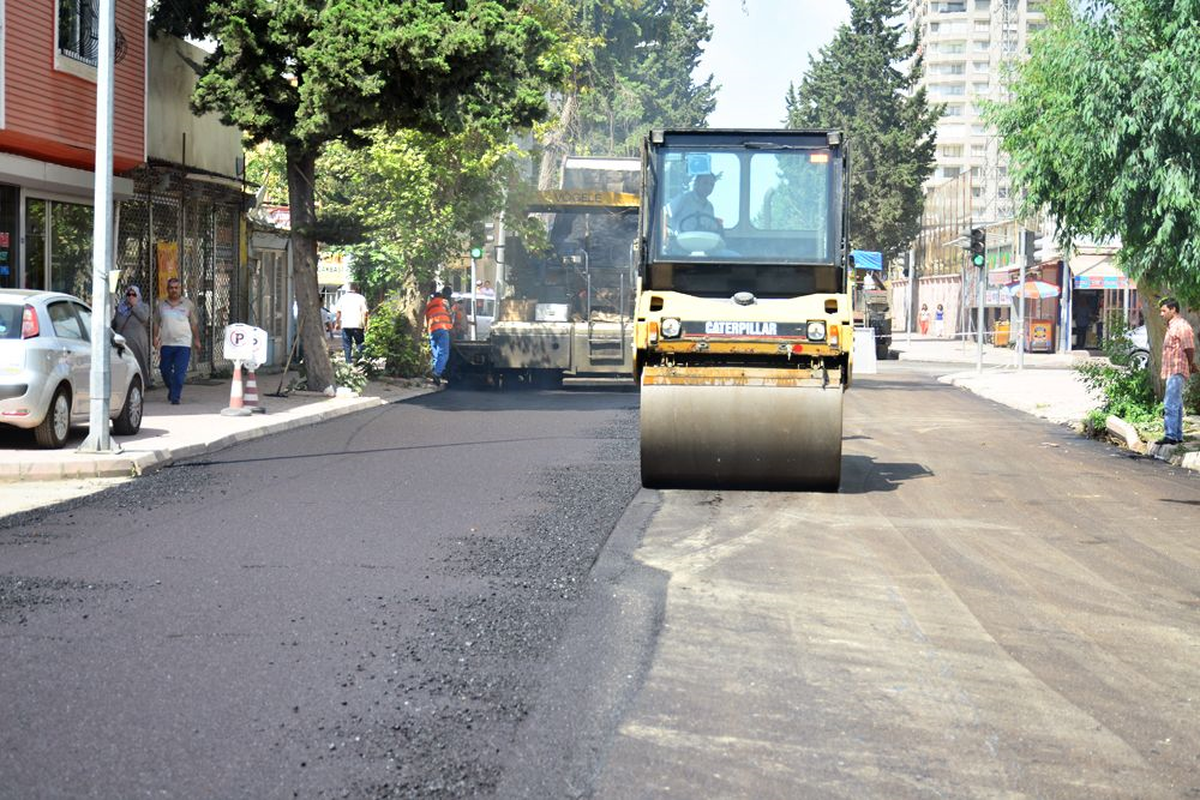 Başkentte Şeritleme ve Asfaltlama Çalışması