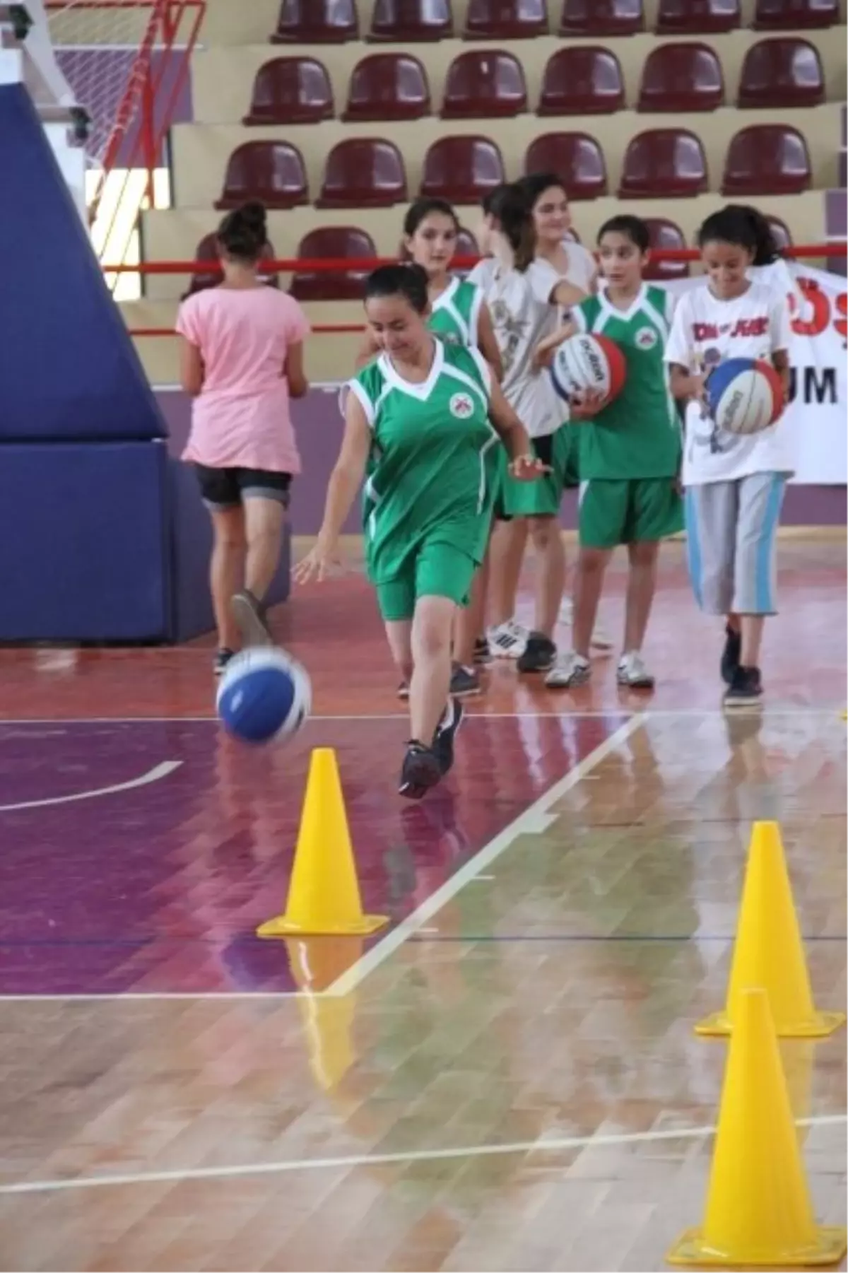 Basketbol Kursuna Yoğun İlgi