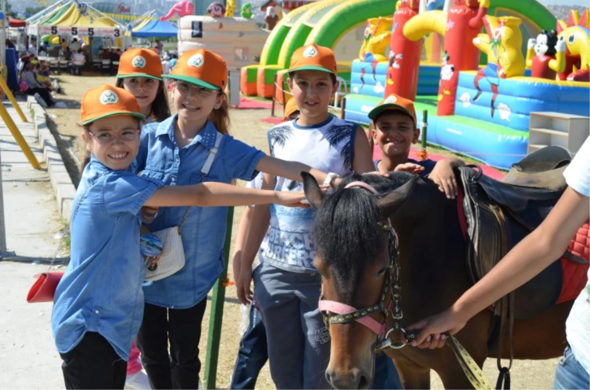 Beypazarılı Çocuklar Büyük Ankara Festivali\'nde