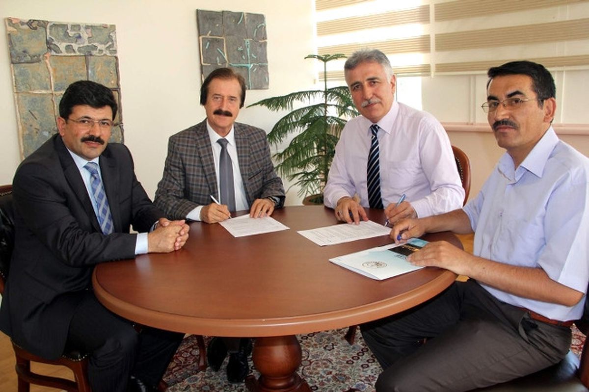 CÜ ile İŞKUR Arasında Protokol İmzalandı