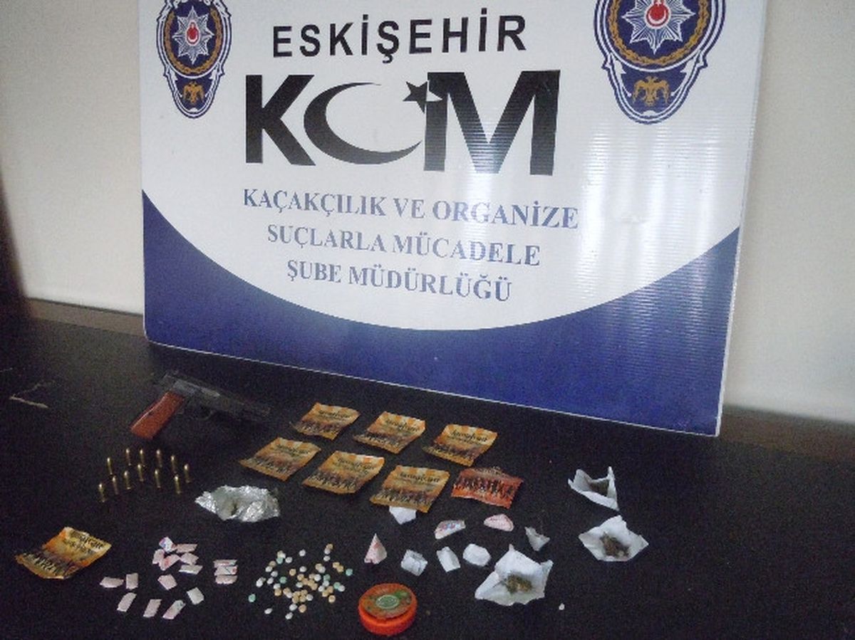 Eskişehir\'de Uyuşturucu Operasyonu