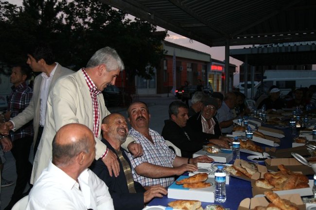 Odunpazarı Belediyesi\'nden Çankaya Mahallesi\'nde İftar Programı