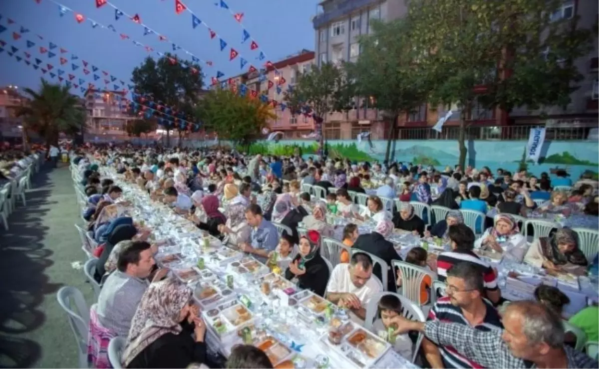 Sokak İftarlarının İkincisi Gerçekleştirildi