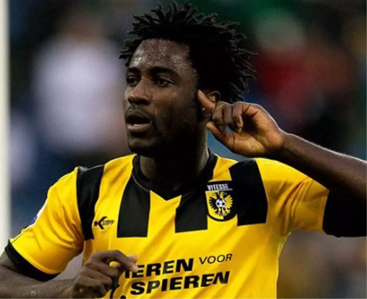 Swansea City, Gol Kralı Bony\'i Transfer Etti