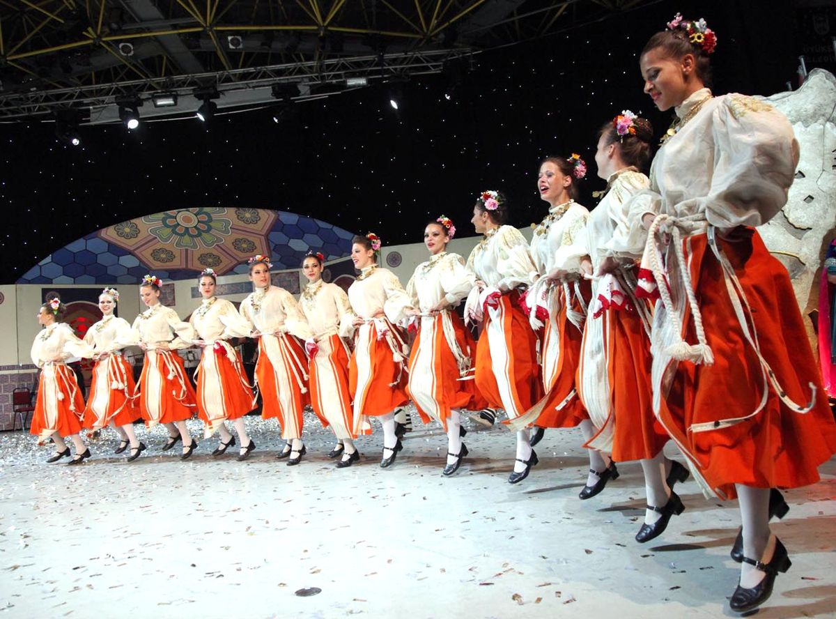 27.uluslararası Altın Karagöz Halk Dansları Yarışması