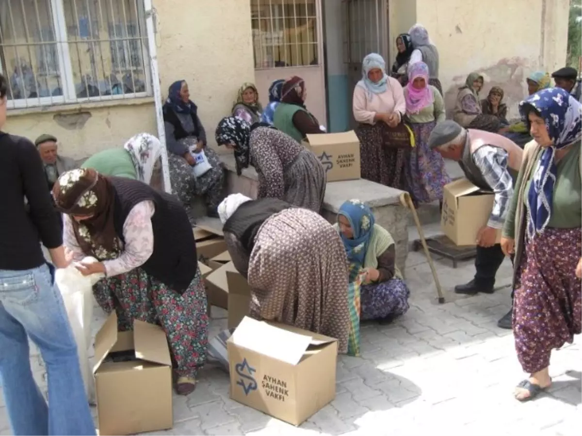 Ayhan Şahenk Vakfı Ramazan Yardımları Devam Ediyor