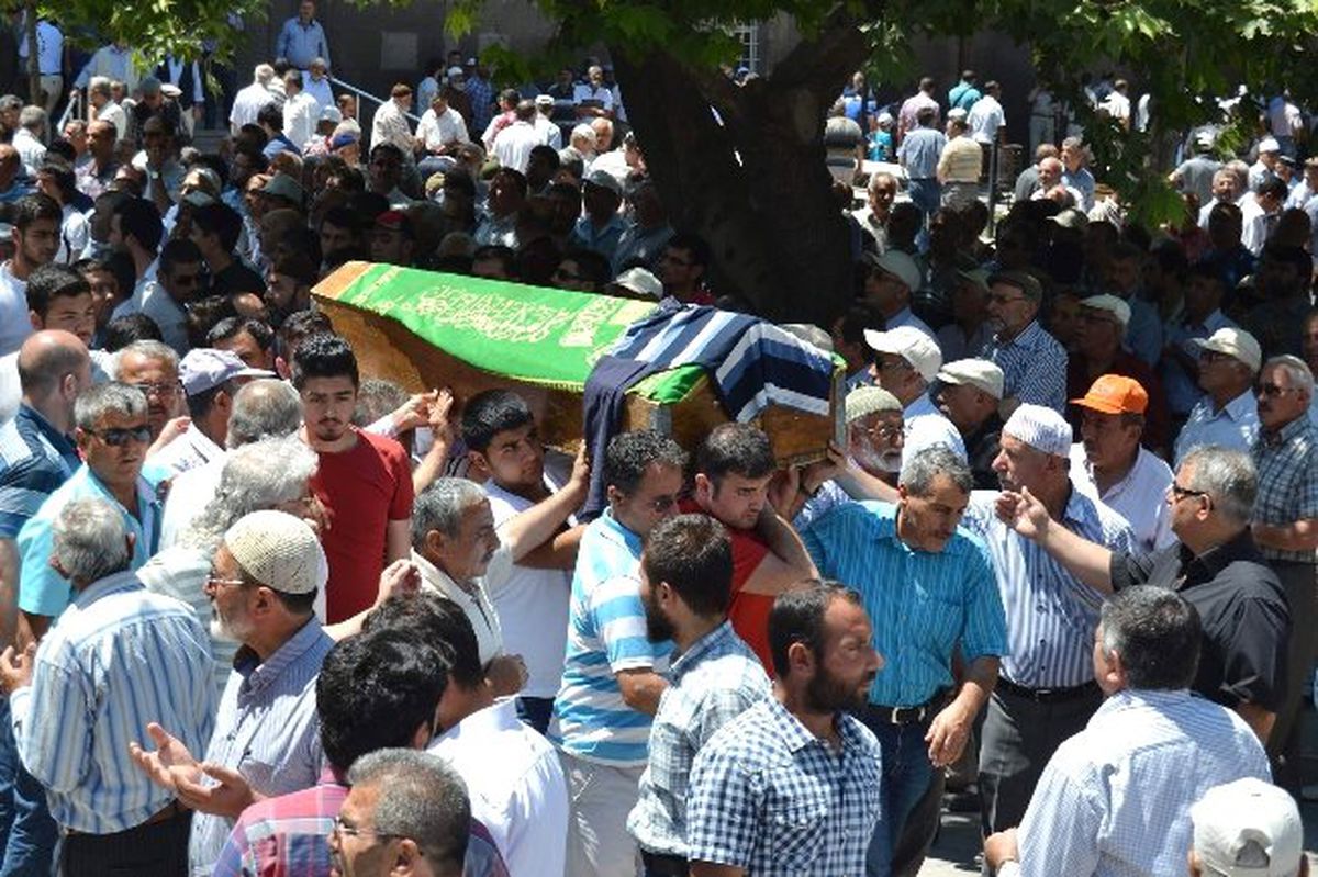 Babası Tarafından Vurulan Genç Toprağa Verildi