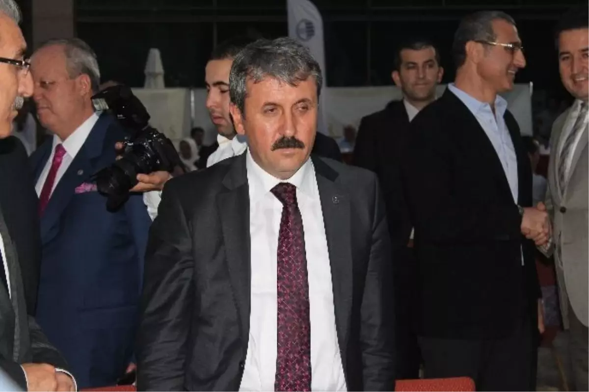 Bakan Çağlayan Aso\'nun İftarına Katıldı