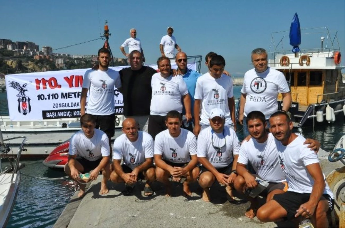 Beşiktaş\'ın 110. Kuruluş Yıl Dönümü İçin Yüzme Yarışması Düzenlendi