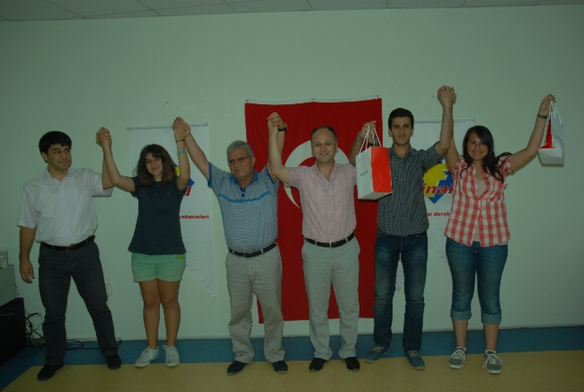 Final Dergisi Dershanesi Lys Birincilerini Ödüllendirdi