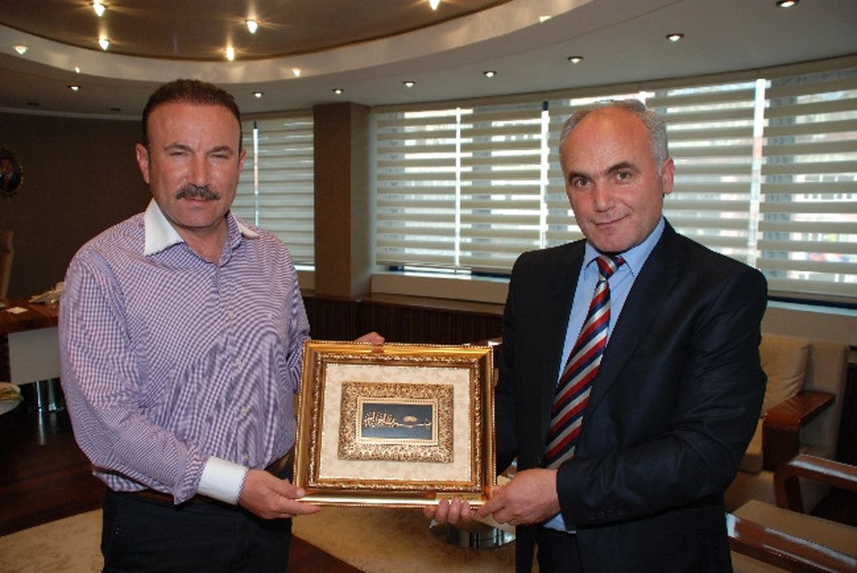 Gümüşhanelilerden Başkan Doğan\'a Ziyaret
