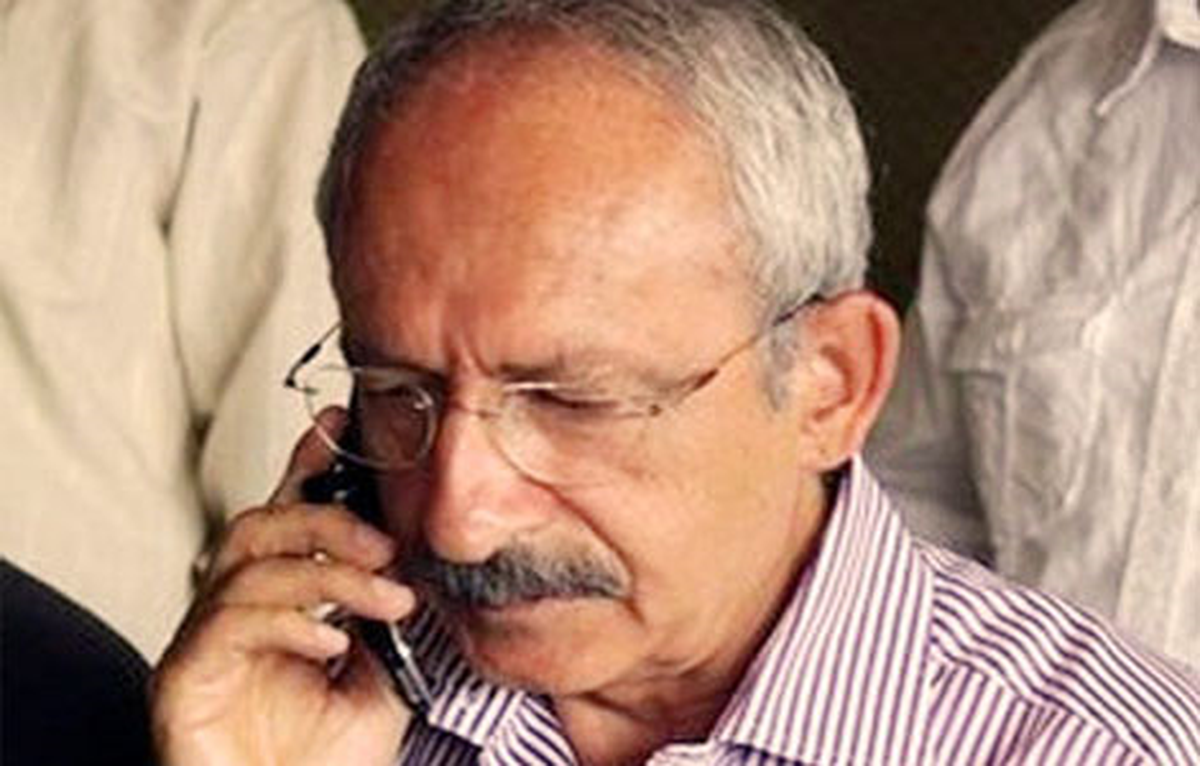 Kılıçdaroğlu\'ndan Cumhurbaşkanı Gül\'e Geçmiş Olsun Telefonu