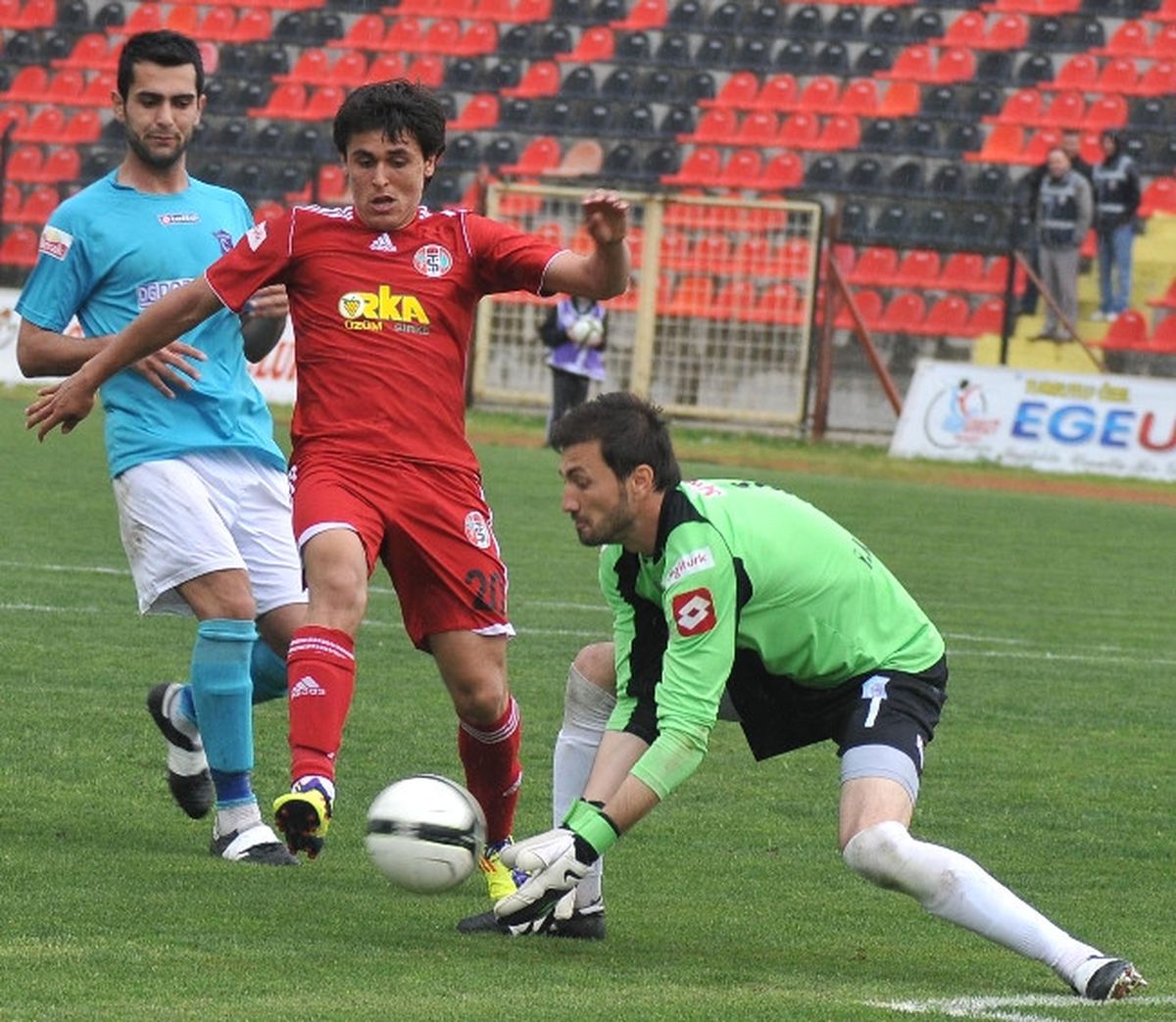Köse Yuvada Kaldı