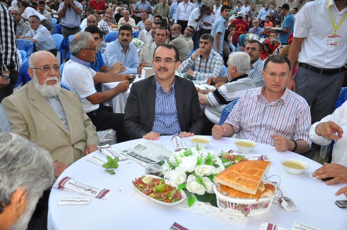 Adalet Bakanı Ergin, Hatay\'da "Gönül İftarı"Na Katıldı