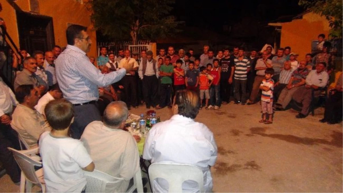 AK Parti Malatya Yöneticileri Taştepe\'de Sorun Dinledi