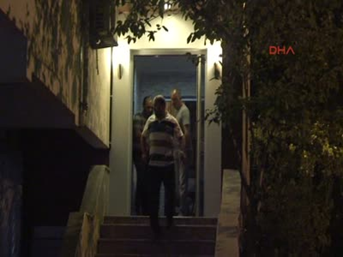 Antalya\'da Kaçak Sigara Operasyonu 15 Gözaltı
