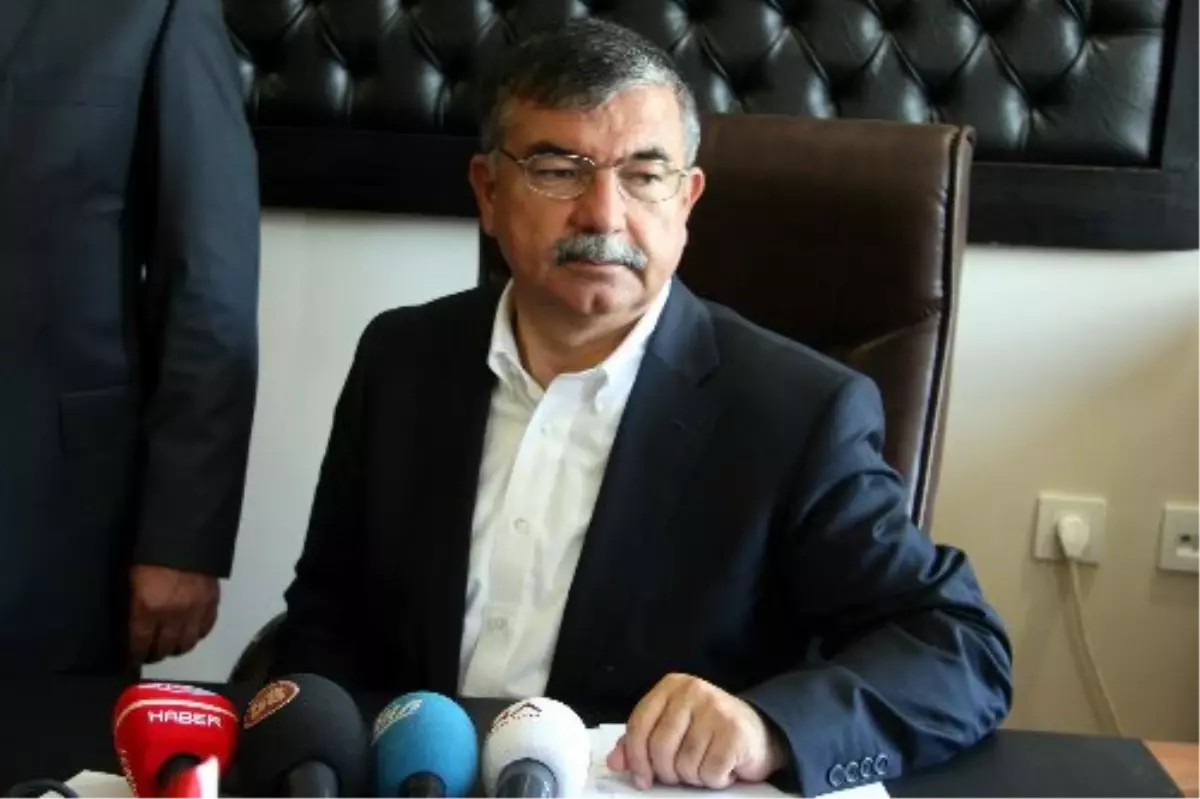 Bakan Yılmaz: "Milletimiz Sabırlı Olsun, Hukuku İhlal Edenler Er ya da Geç Adalete Teslim Edilir"