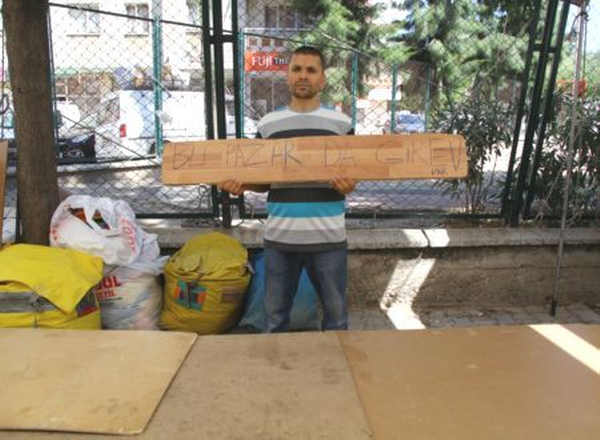 Pazarcılar, Tezgah Kapatarak Eylem Yaptı