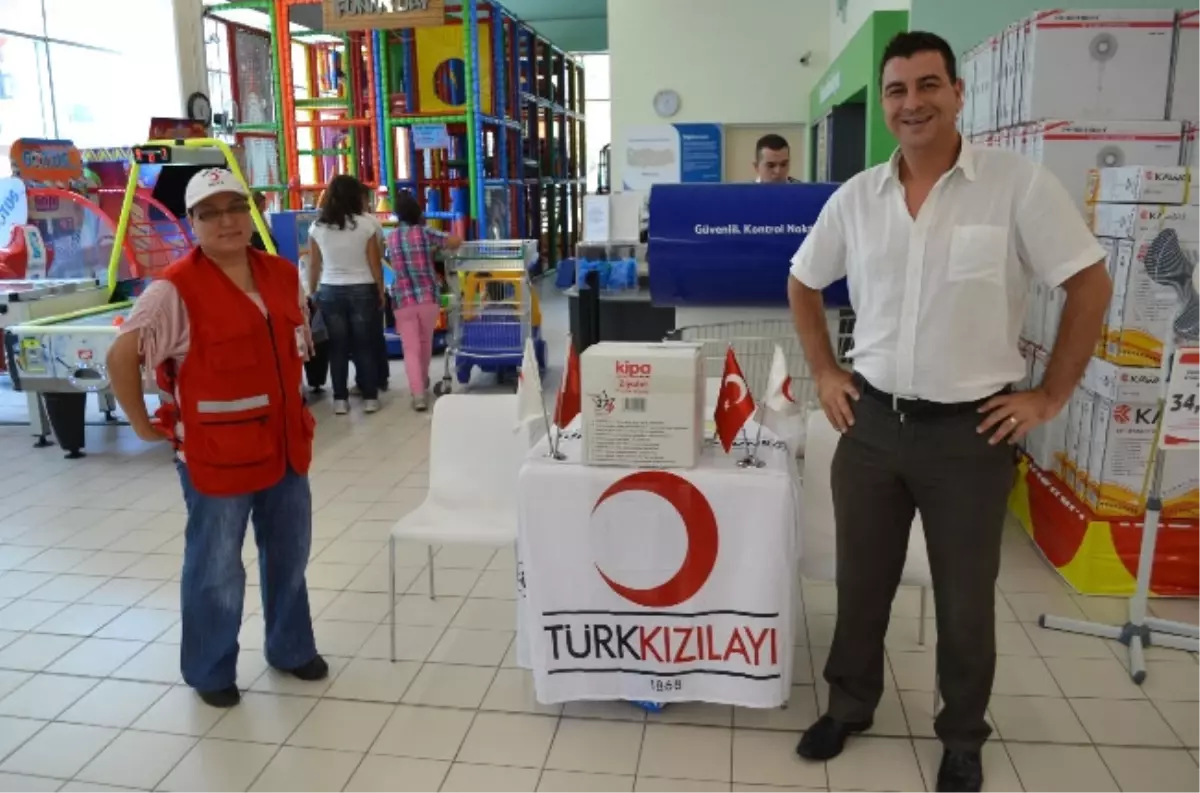 Söke Kızılay\'dan Ramazan\'da Gıda Yardımı