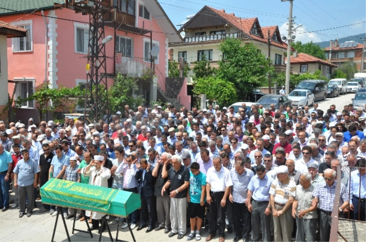 AK Parti Bolu Kadın Kolları Başkanı\'nın Acı Günü