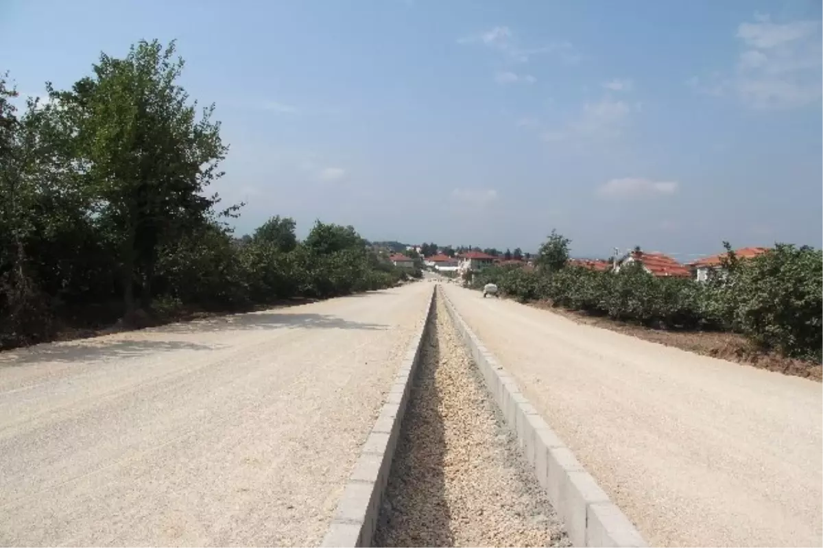 Hendek Belediye Başkanı İnci, "Halkımız İçin Hem Yolları Aştık, Hem Yolları Açtık"