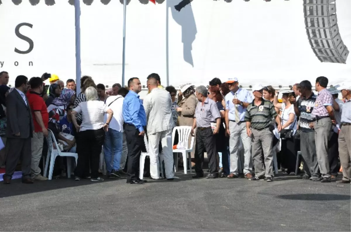 Temel Atma Töreninde Baygınlık Geçirdi