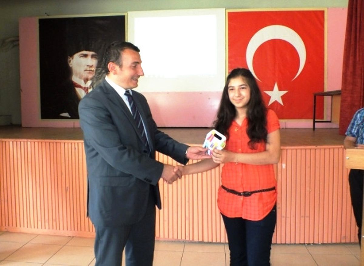 2013 SBS Ulukışla Birincisi Hasangazi Ortaokulu\'ndan