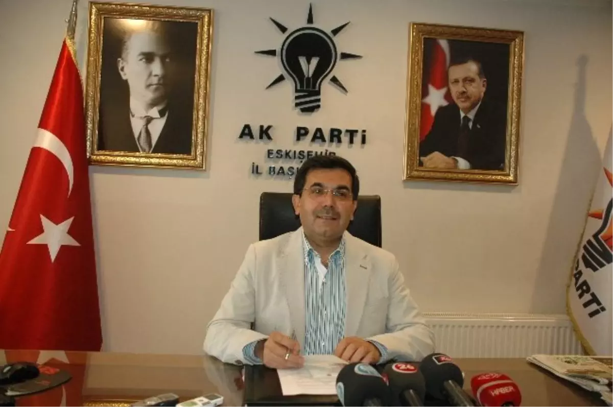 AK Parti\'de Halk Günü Uygulaması