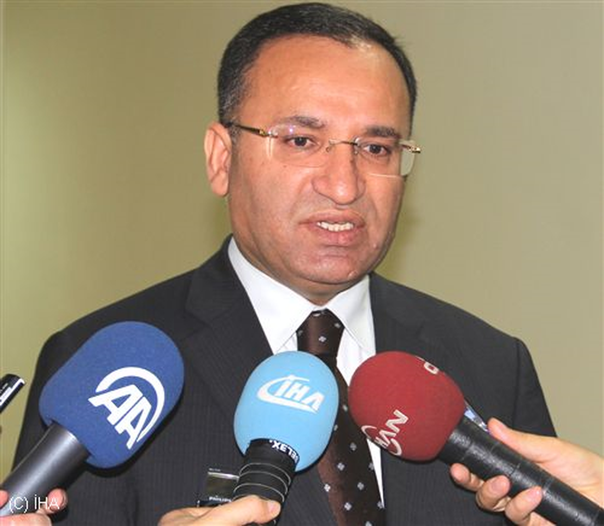 Başbakan Yardımcısı Bozdağ Almanya\'da