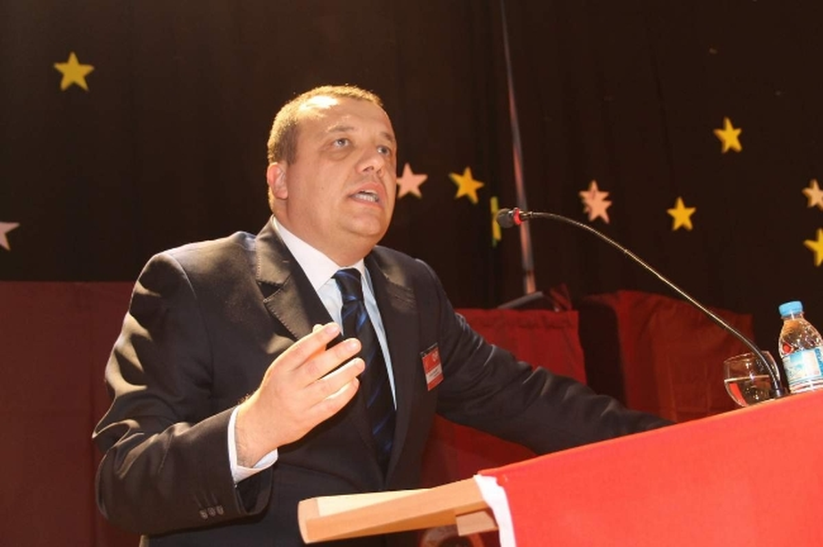 CHP Foça İlçe Başkanı Osman Mert İstifa Etti