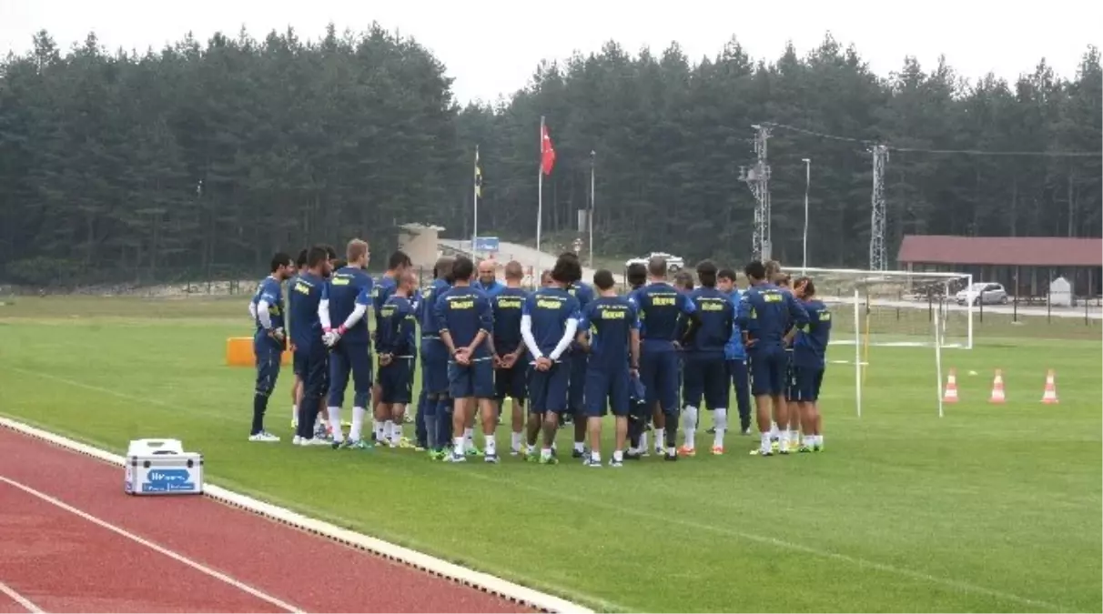 Fenerbahçe\'de Hazırlıklar Sürüyor