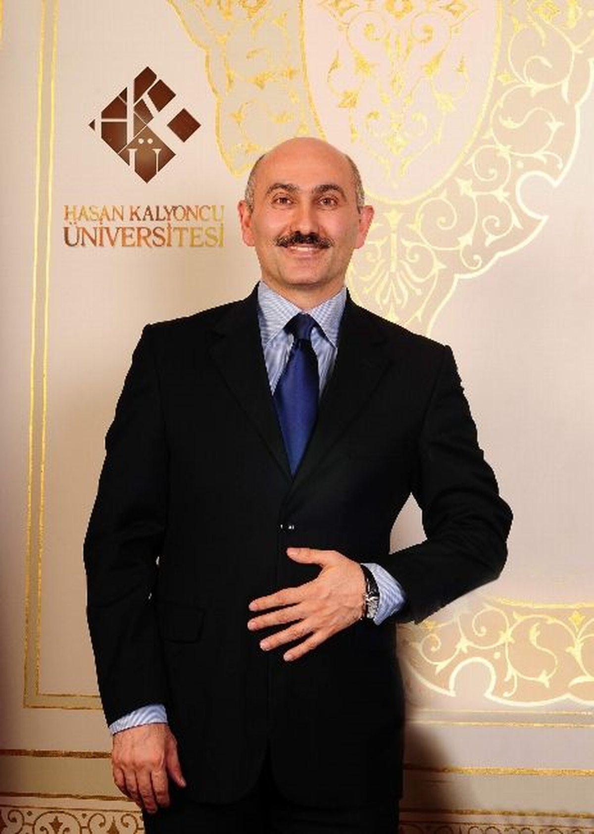 Hkü Rektörü Yılmaz, Görevine Başladı