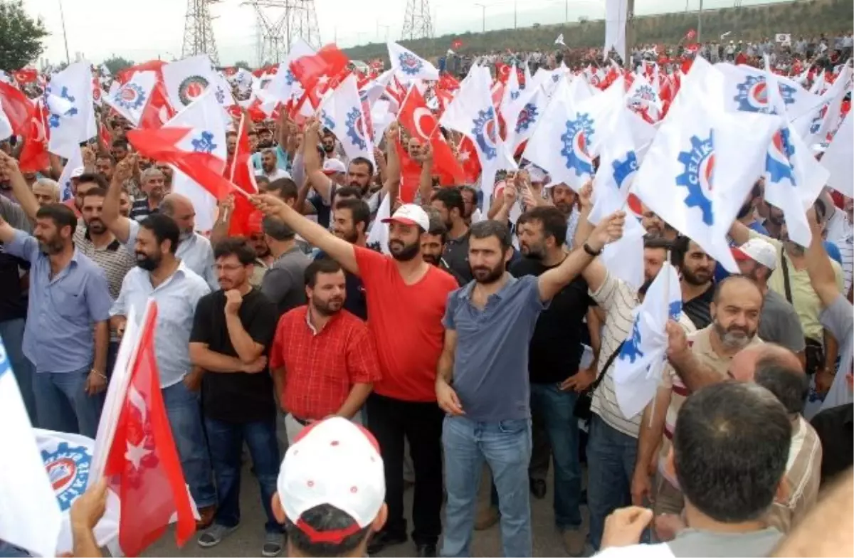 İsdemir İşçisi Greve Çıktı