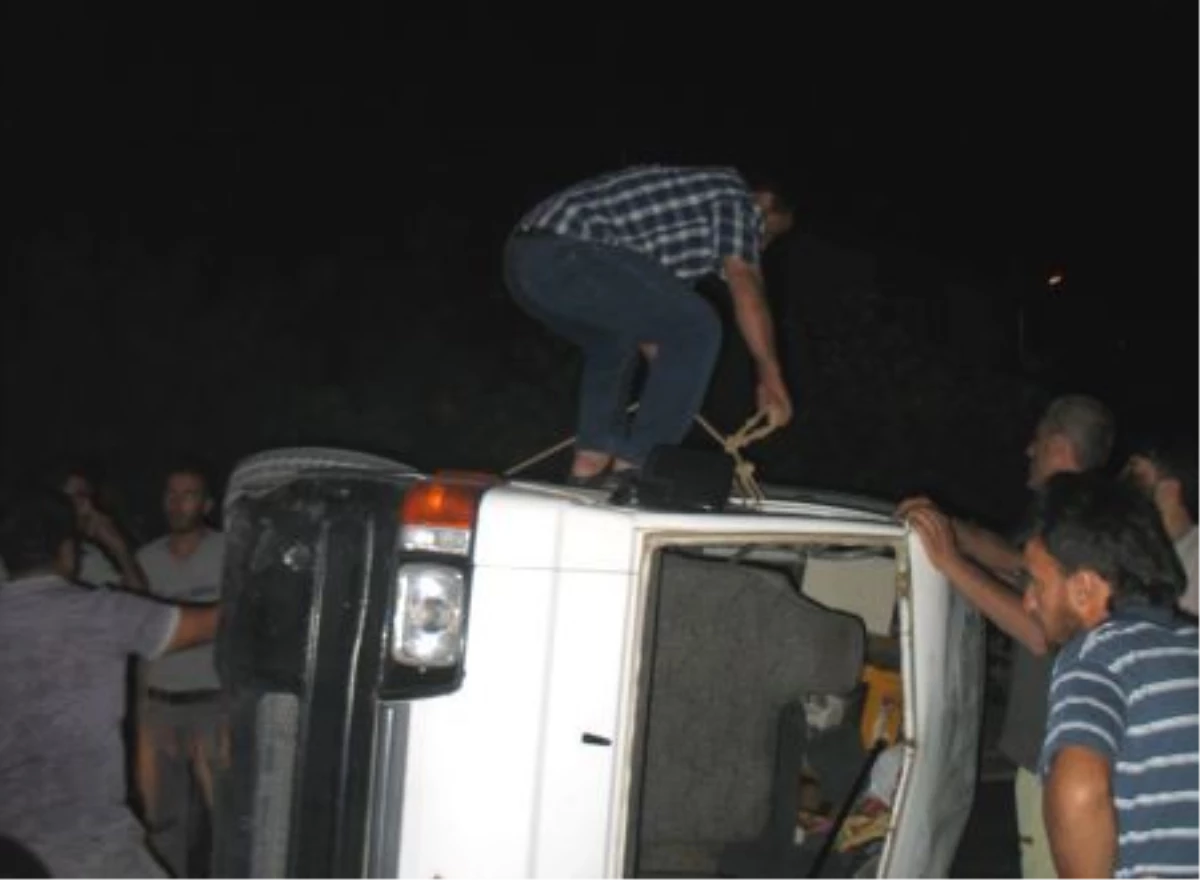 Konya\'da Trafik Kazası: 12 Yaralı