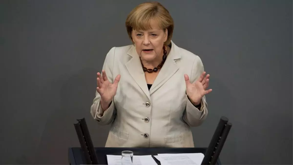 Merkel de Mursi\'nin Bırakılmasını İstedi