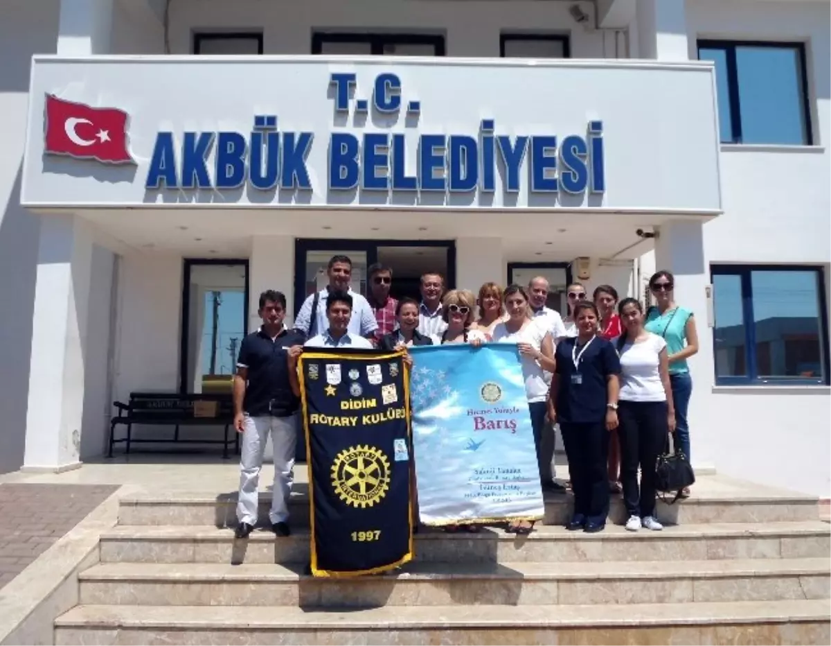 Rotaryenlerden Akbük\'te Hoş Geldin Bebek Etkinliği..