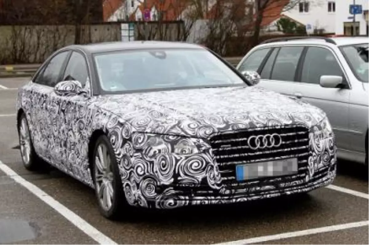 2015 Audi A8 Beklemede!