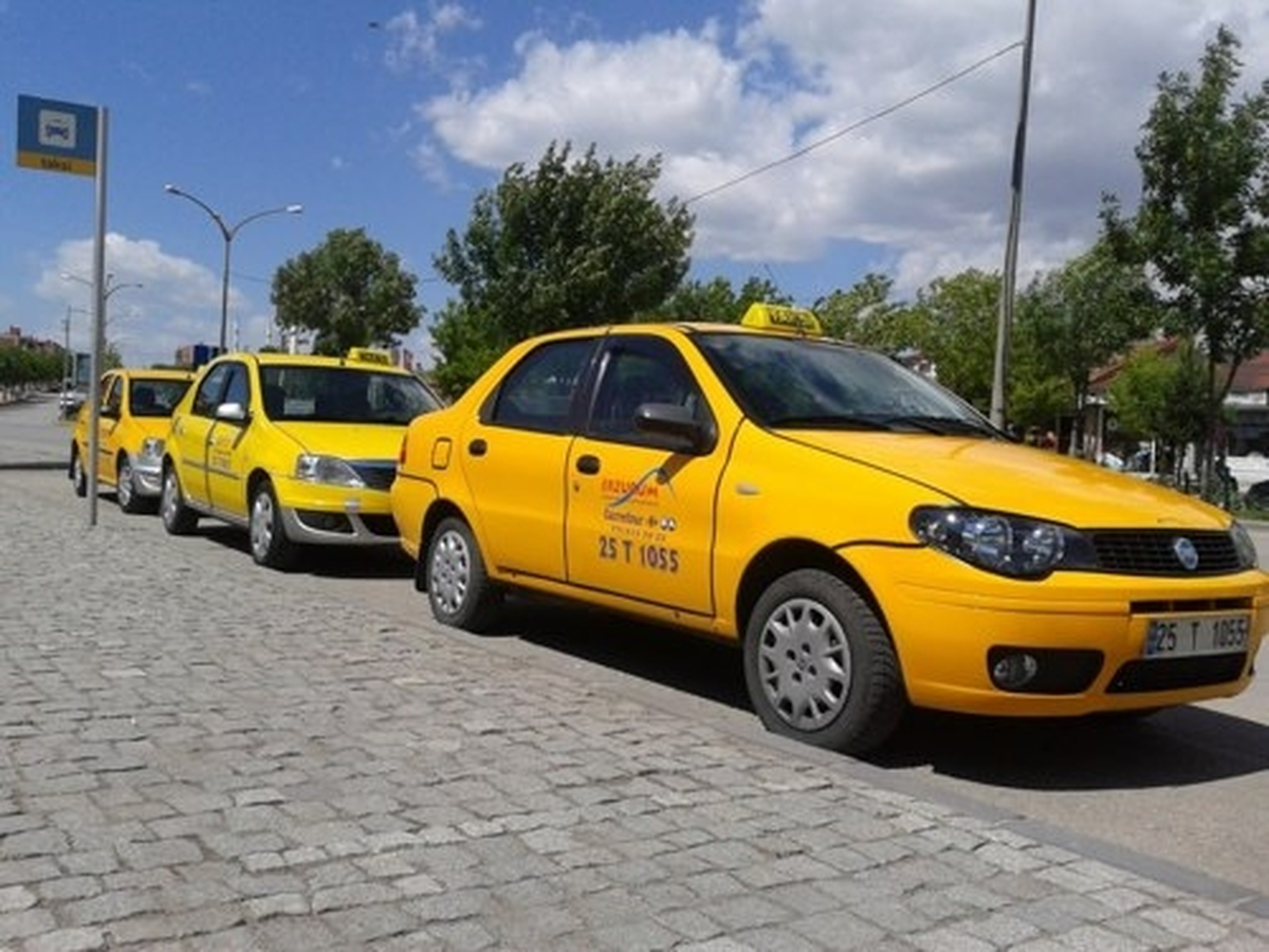 Erzurum\'da Taksi Durakları Yenilecek