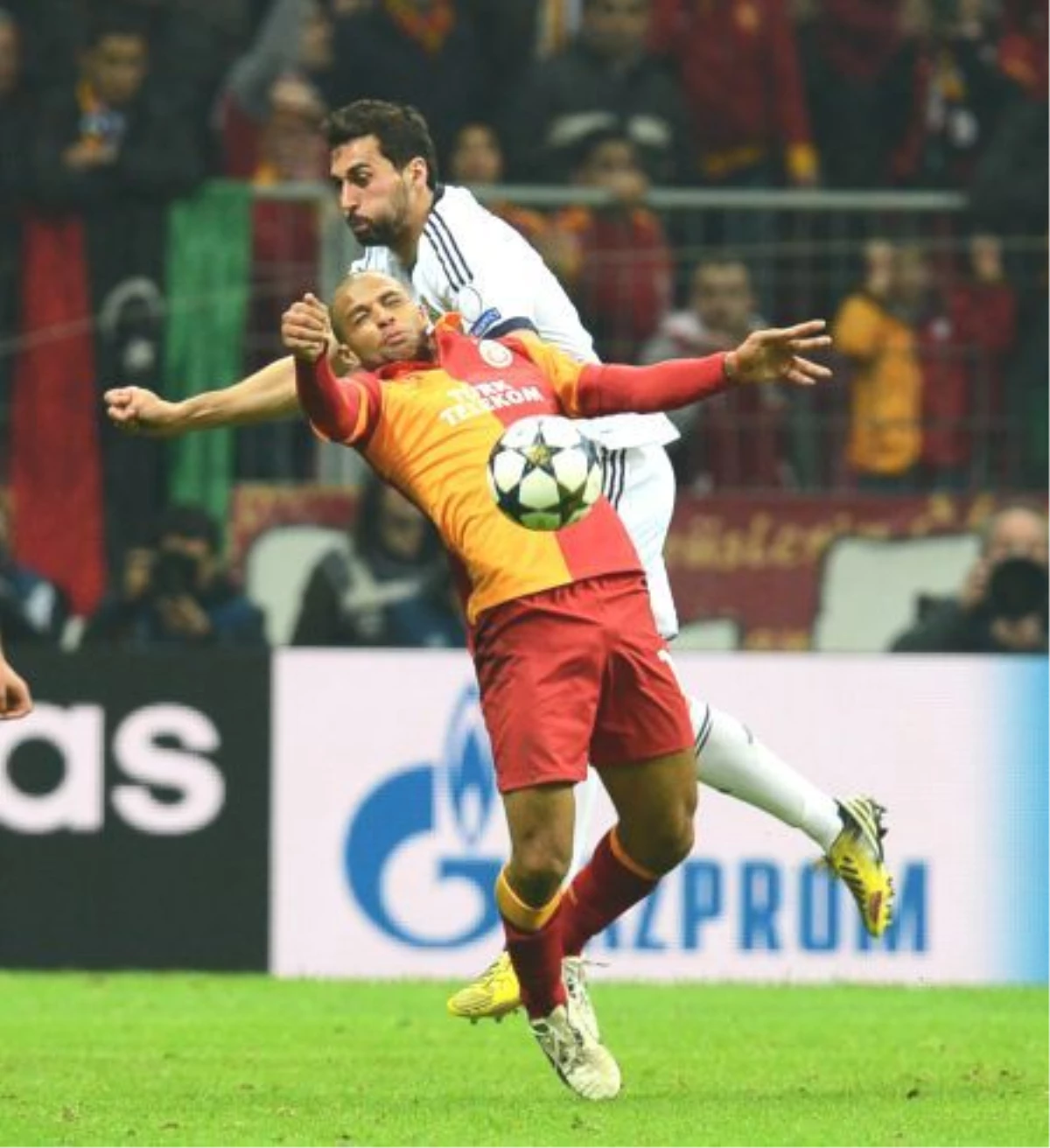 Galatasaray: Felipe Melo Juventus ile Görüşmelere Başladı