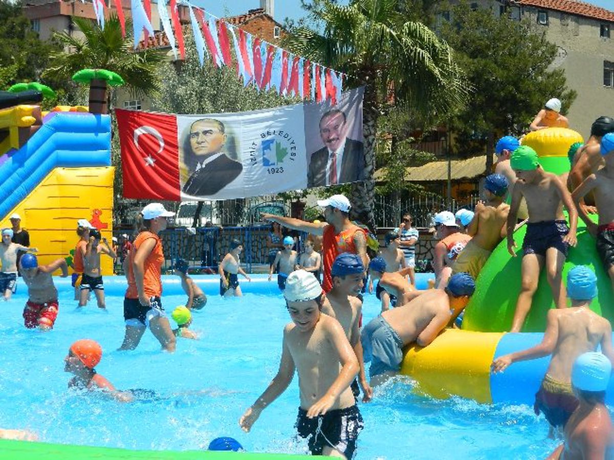 İzmitli Çocukların Aqua Park Keyfi