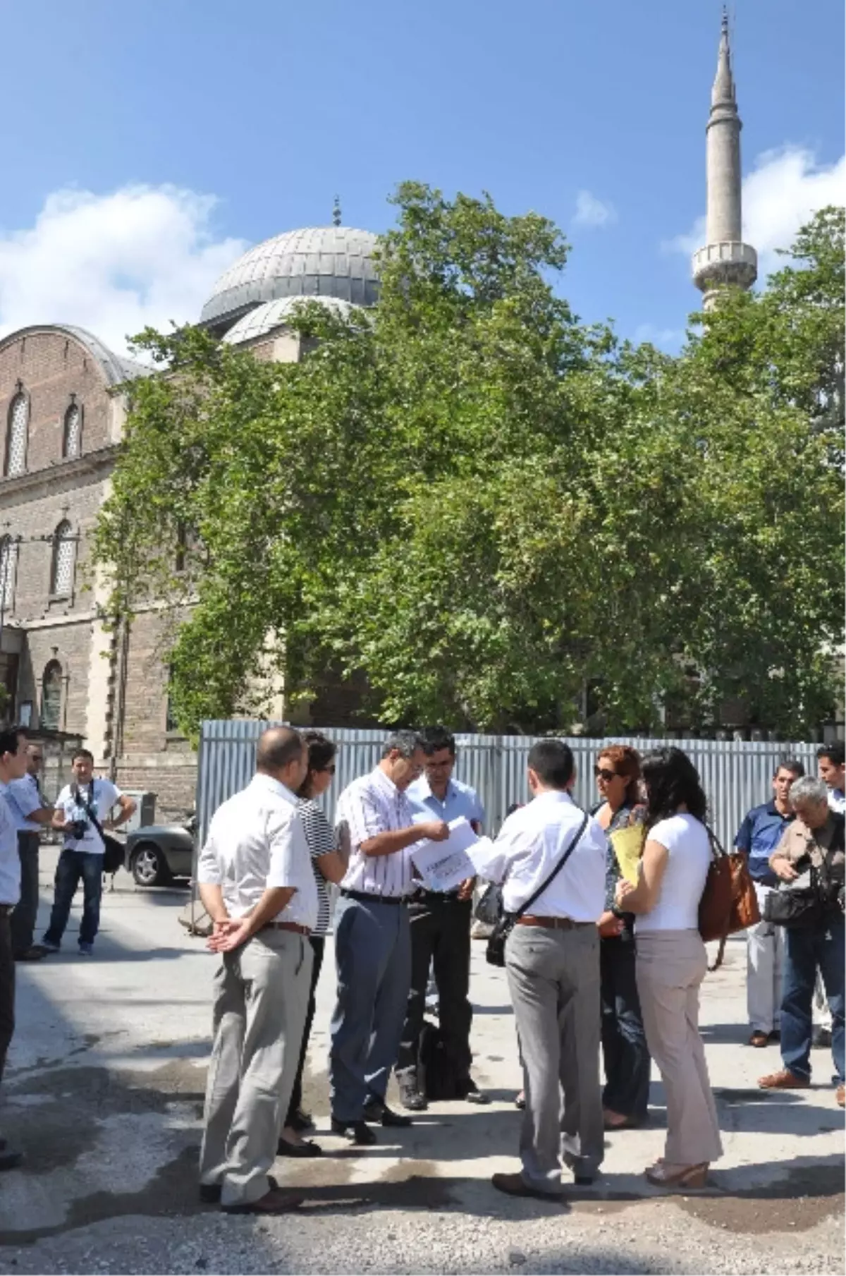 Mahkemelik Olan İnşaat Alanında Bilirkişi Heyeti Keşif Yaptı