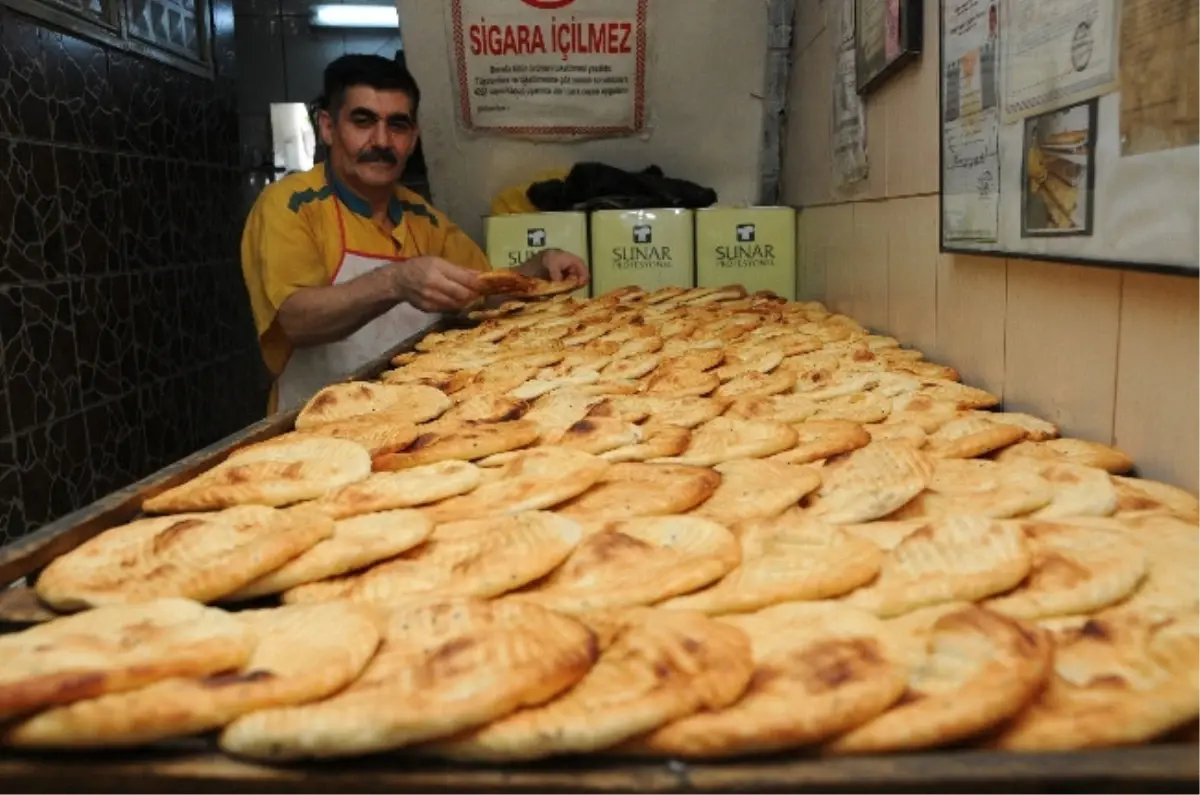 (Özel Haber) Ramazan\'da Tok Kalmanın Sırrı: \'Maraş Çöreği\'