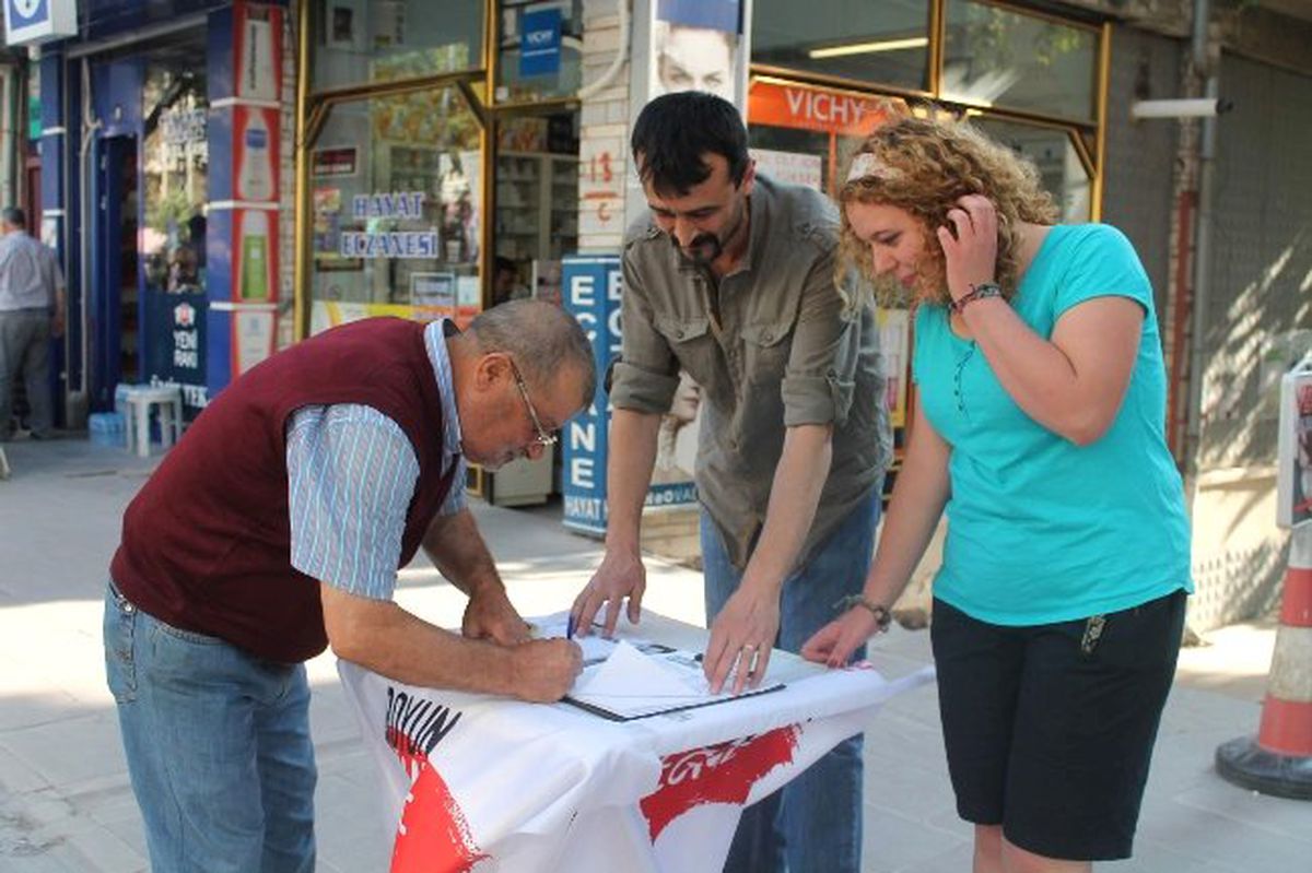 TKP\'den Hükümeti İstifaya Davet İçin İmza Kampanyası