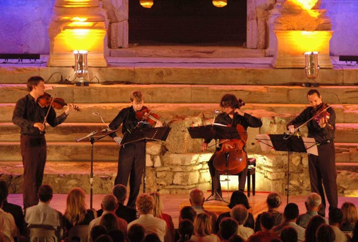 27. Uluslararası İzmir Festivali\'ne Unutulmaz Kapanış