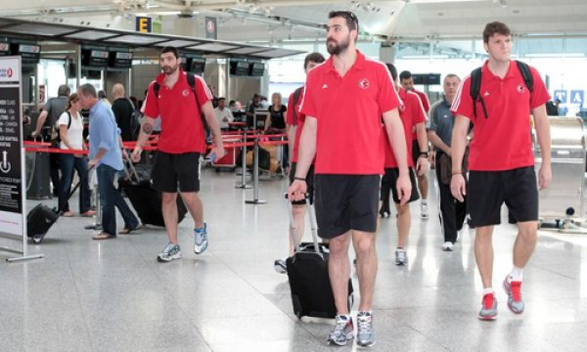 A Milli Erkek Basketbol Takımı, Kamp İçin İtalya\'ya Gitti