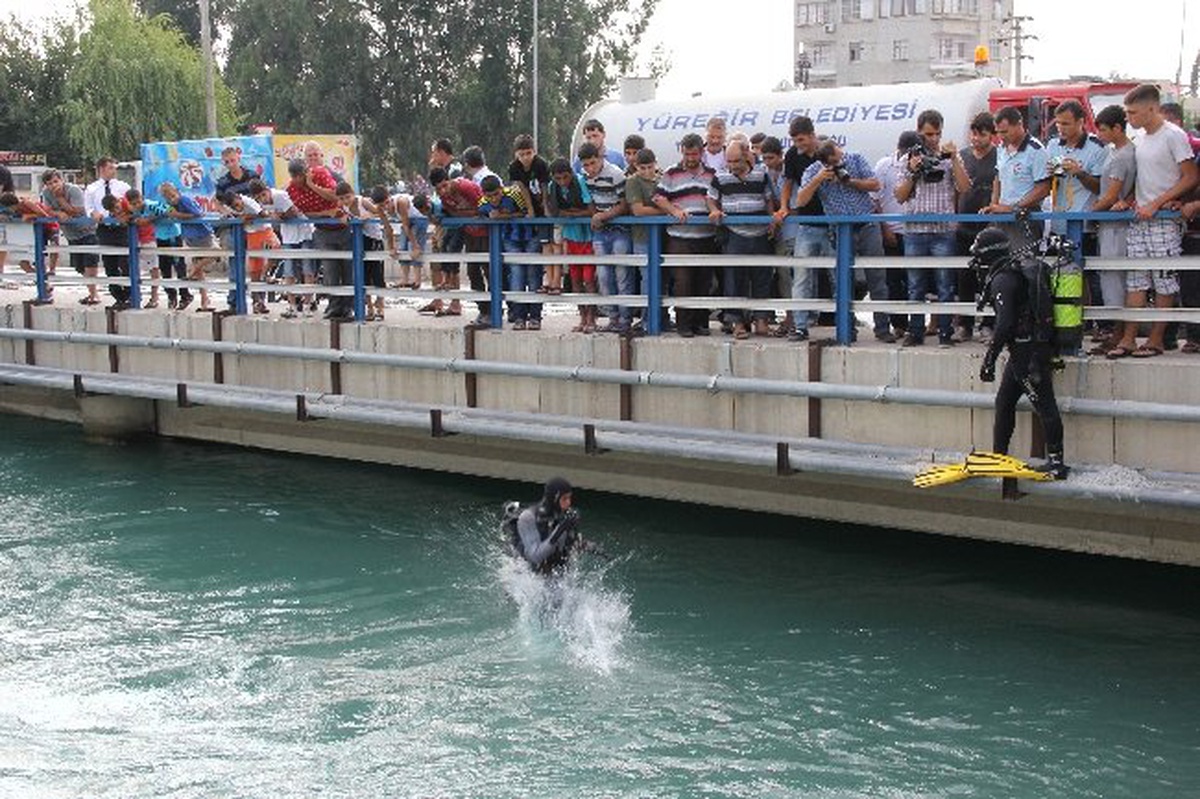 Adana\'da Serinlemek İçin Kanala Giren Çocuk Kayboldu