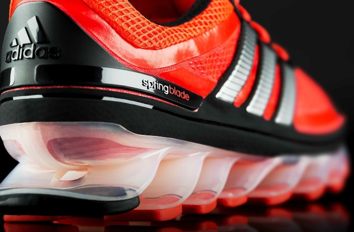 Adidas\'tan Çılgın Model