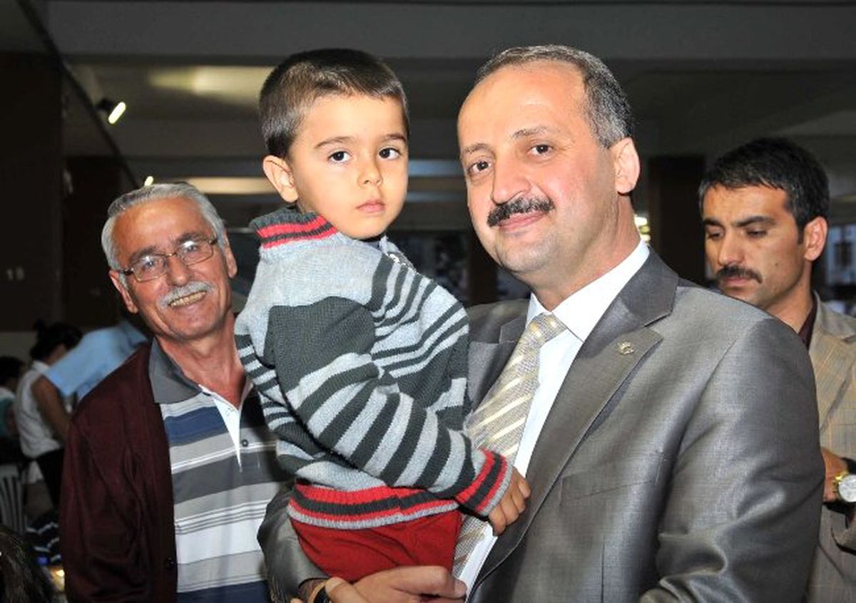 Akdere- Türközü Mahallesi Sakinleri İftarda Buluştu